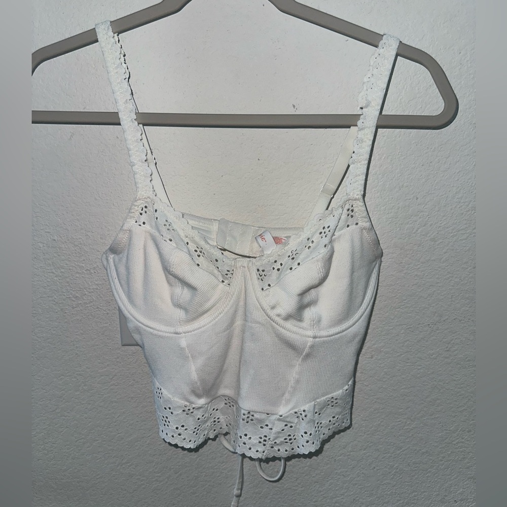 Colsie White Lace Trim Top